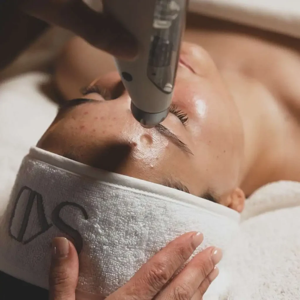 skinderma-201-c-1024x1024